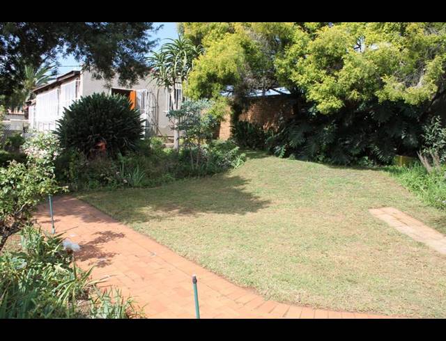 7 BEDROOM HOUSE FOR SALE IN KENSINGTON